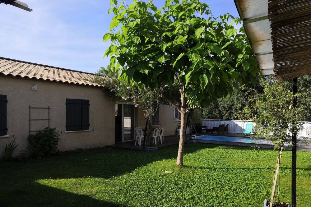 Photo of Outdoor in Saint-Come-et-Maruejols