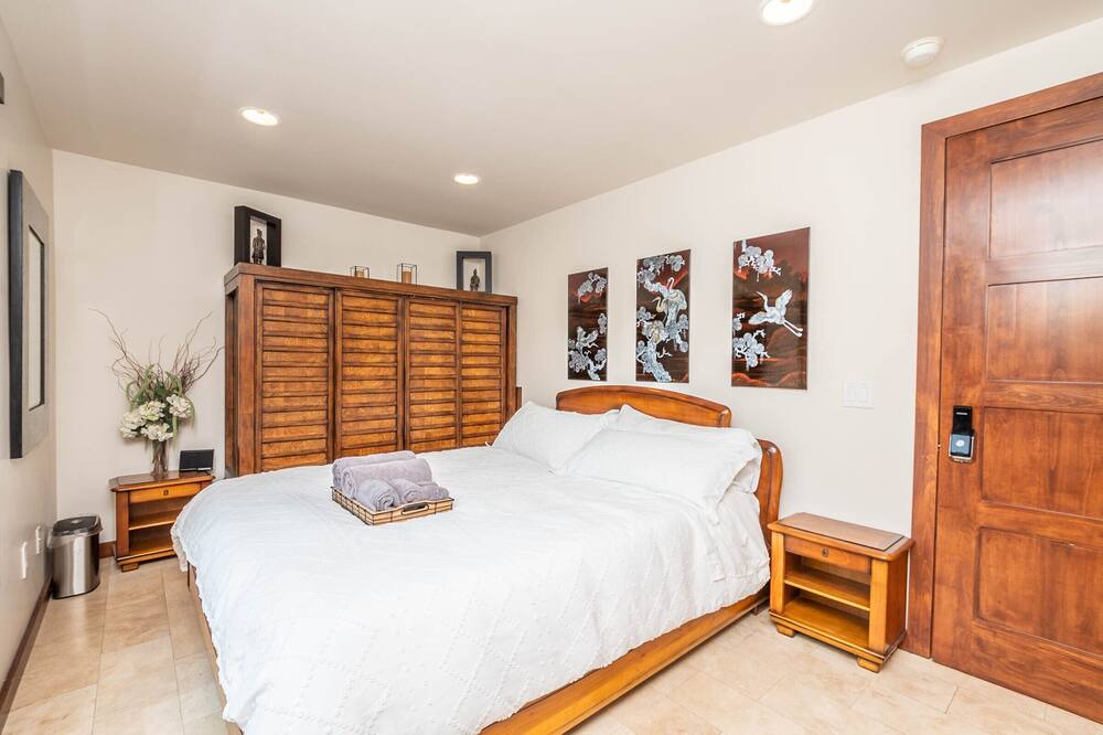 Photo of Bedroom in Mission Hills