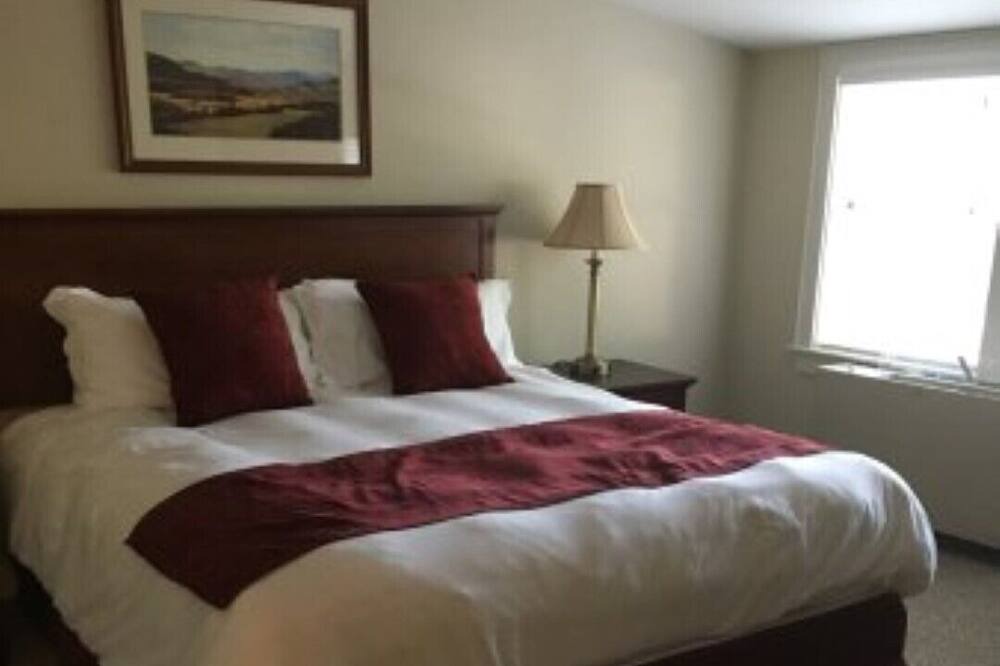 Photo of Bedroom in North Conway
