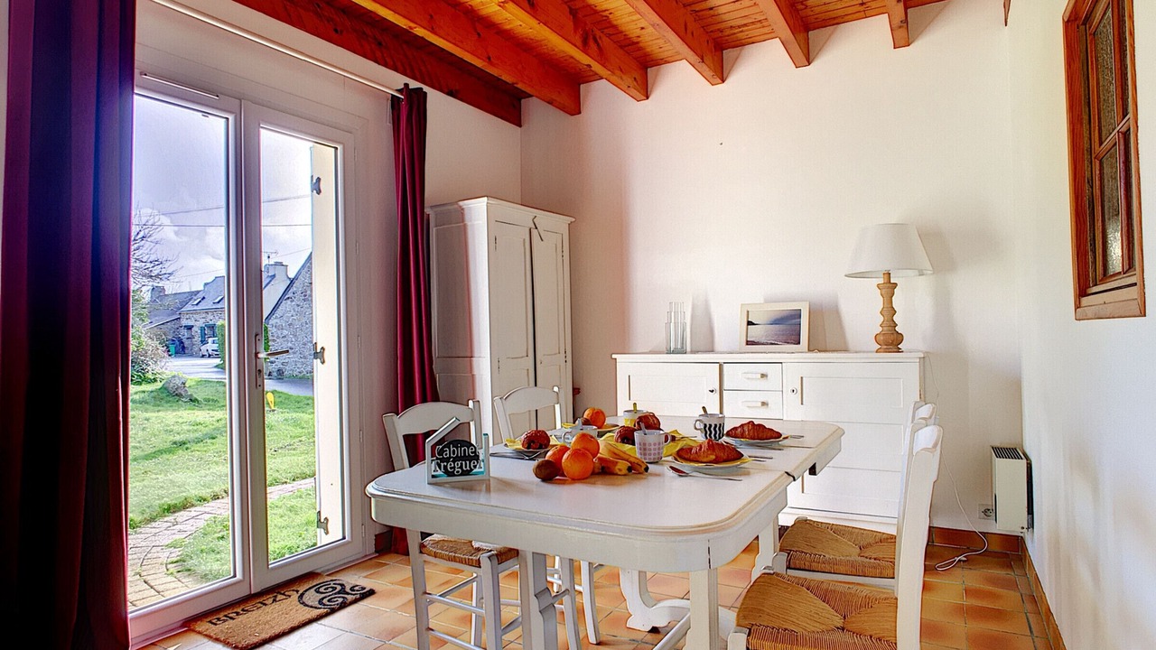 Photo of Others in Argol