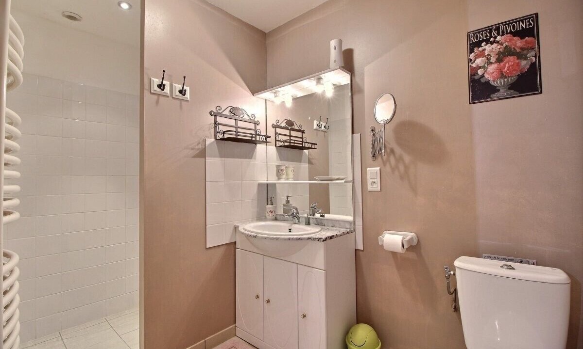 Photo of Bathroom in Elliant