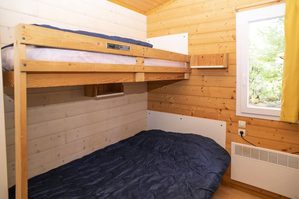Photo of Bedroom in Joyeuse