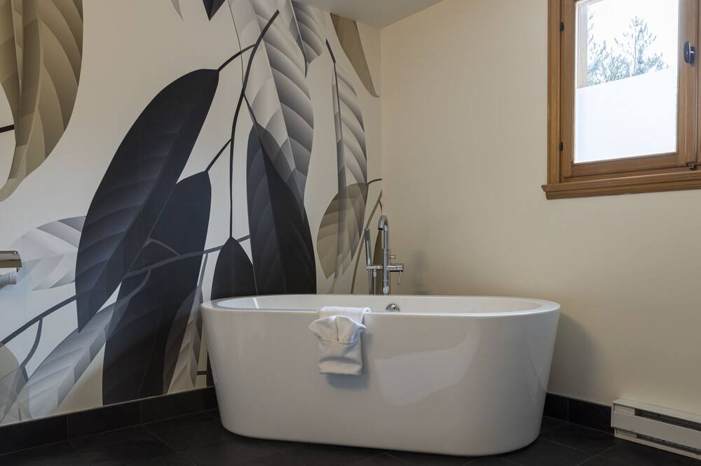 Photo of Bathroom in Lac-Superieur
