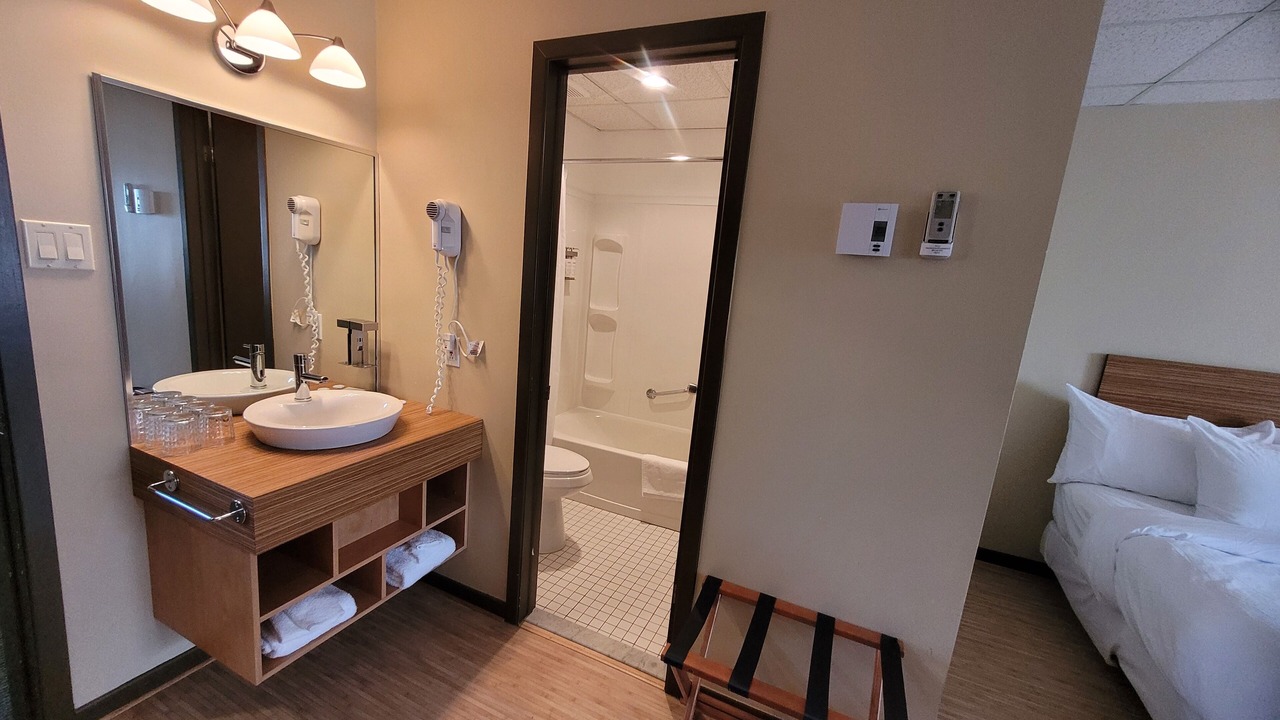 Photo of Bathroom in Carleton-sur-Mer