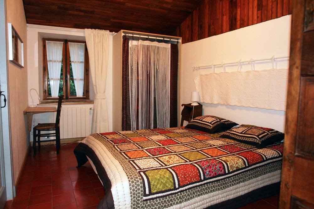 Photo of Bedroom in Gornies