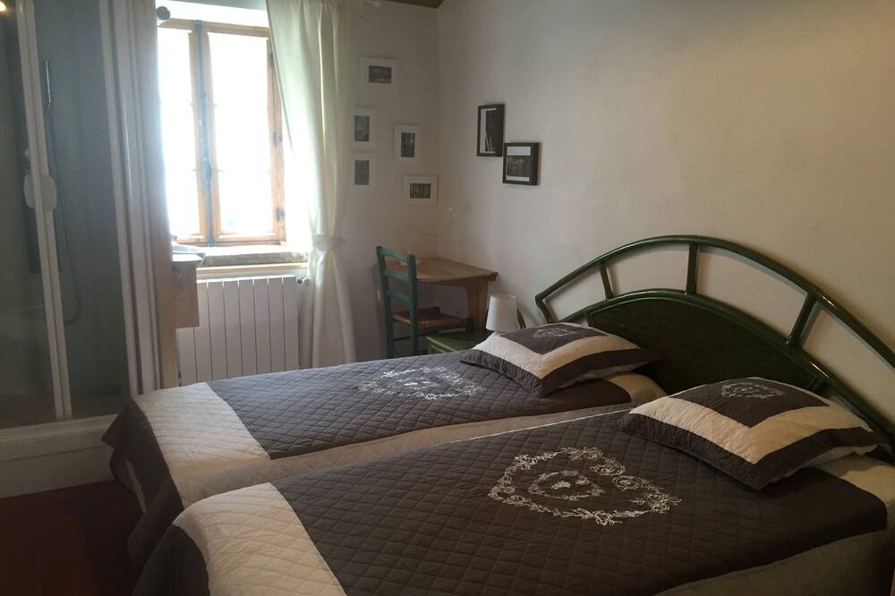 Photo of Bedroom in Gornies