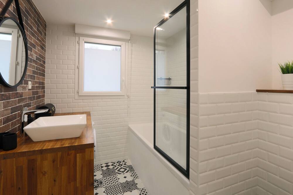 Photo of Bathroom in Notre-Dame-d'Oe