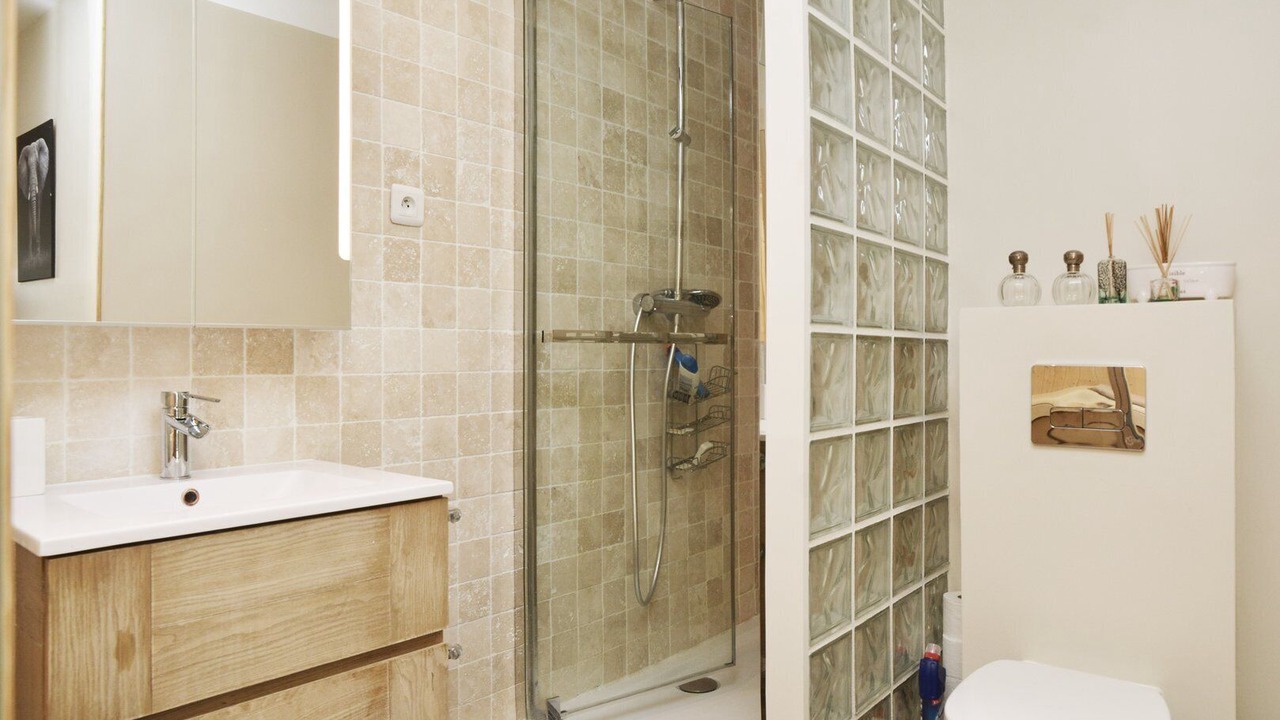 Photo of Others in Auteuil