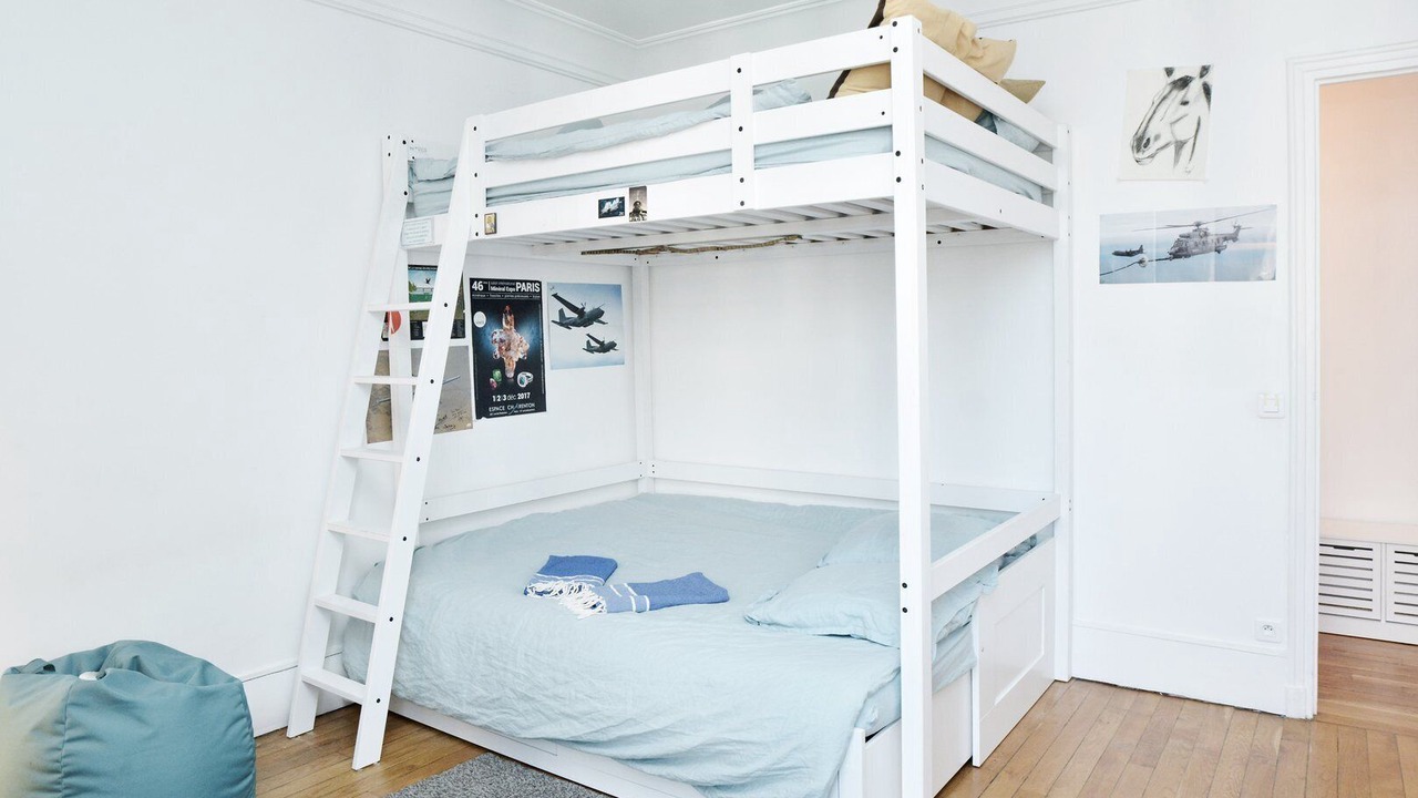 Photo of Others in Auteuil