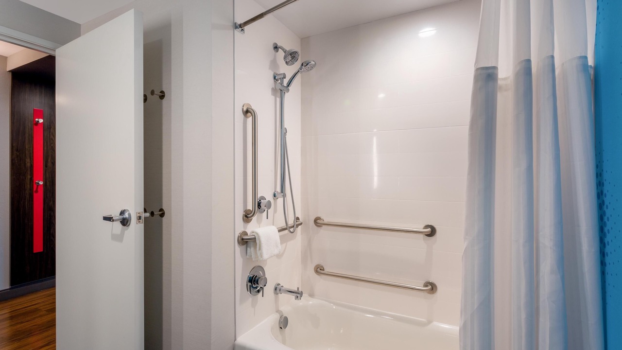 Photo of Bathroom in New River
