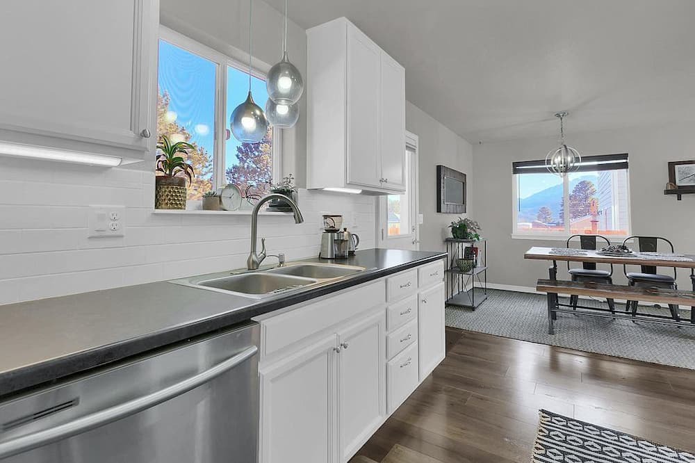 Photo of Kitchen in Woodland Park