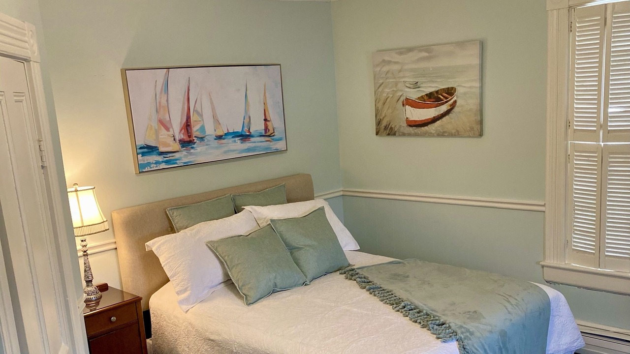 Photo of Bedroom in Hubbards