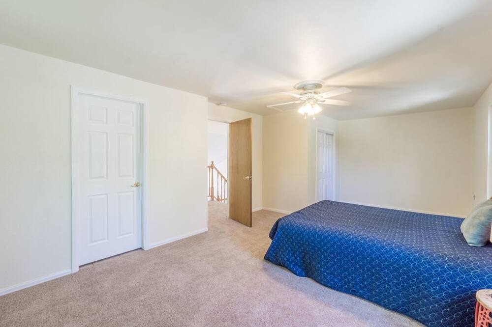 Photo of Bedroom in Walnut Grove