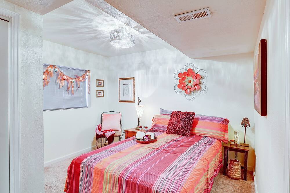 Photo of Bedroom in Walnut Grove
