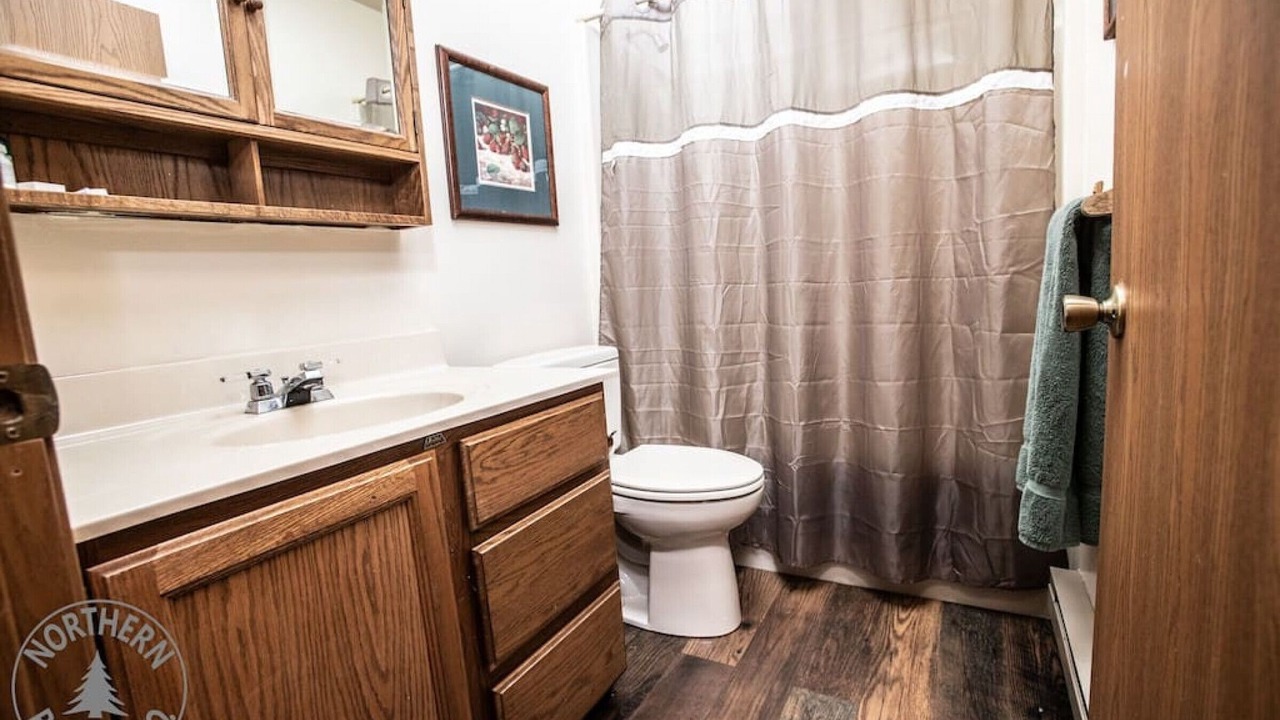 Photo of Bathroom in Luck