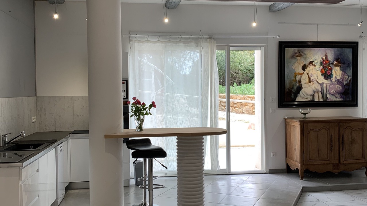 Photo of Kitchen in Pomerols
