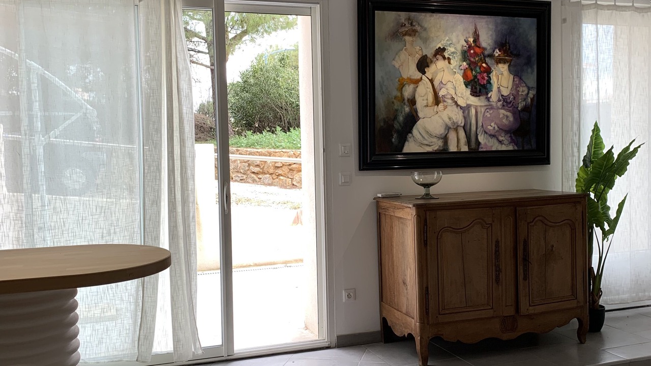 Photo of Others in Pomerols