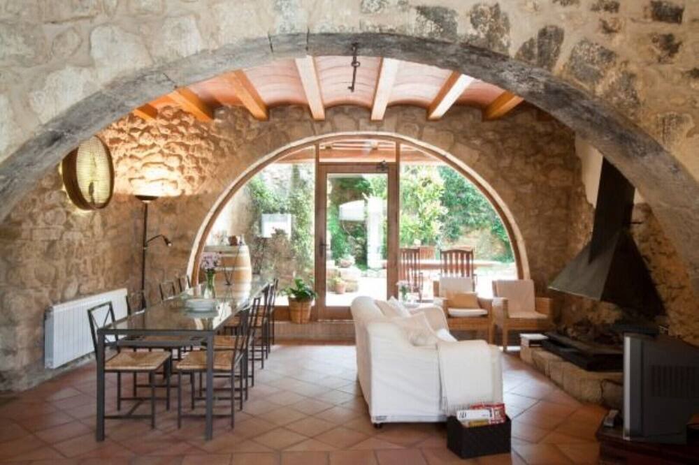 Photo of Livingroom in Sant Pau dʼOrdal