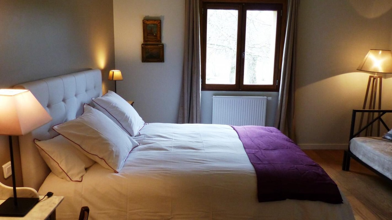 Photo of Bedroom in Gueytes-et-Labastide