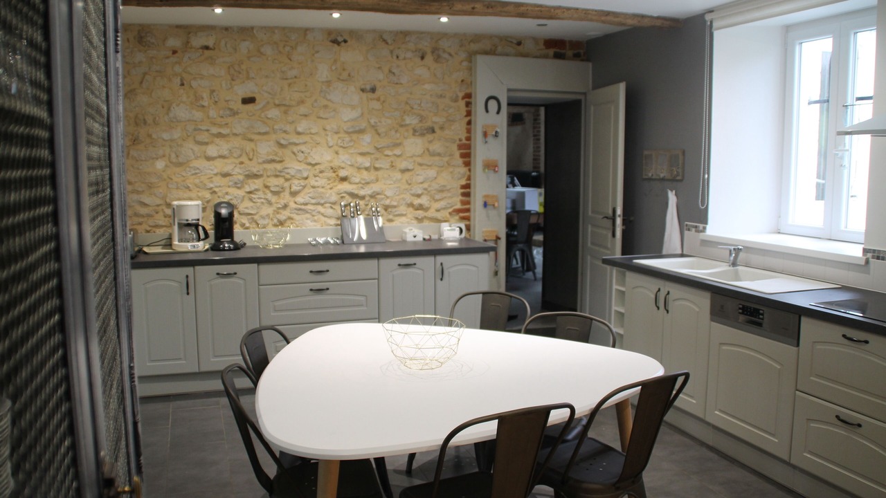 Photo of Others in Bucilly