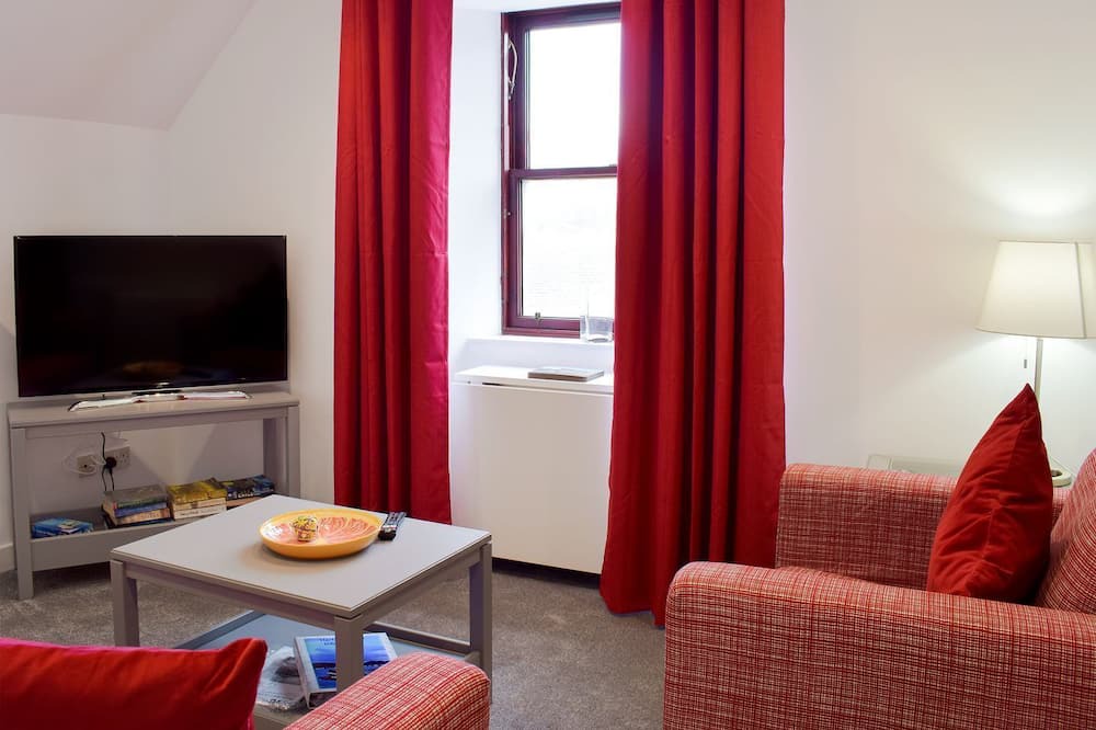 Photo of Livingroom in Millport