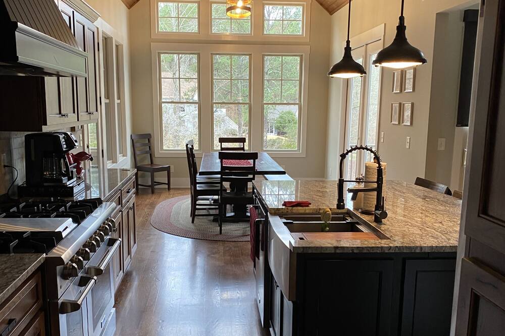 Photo of Bedroom in Greensboro