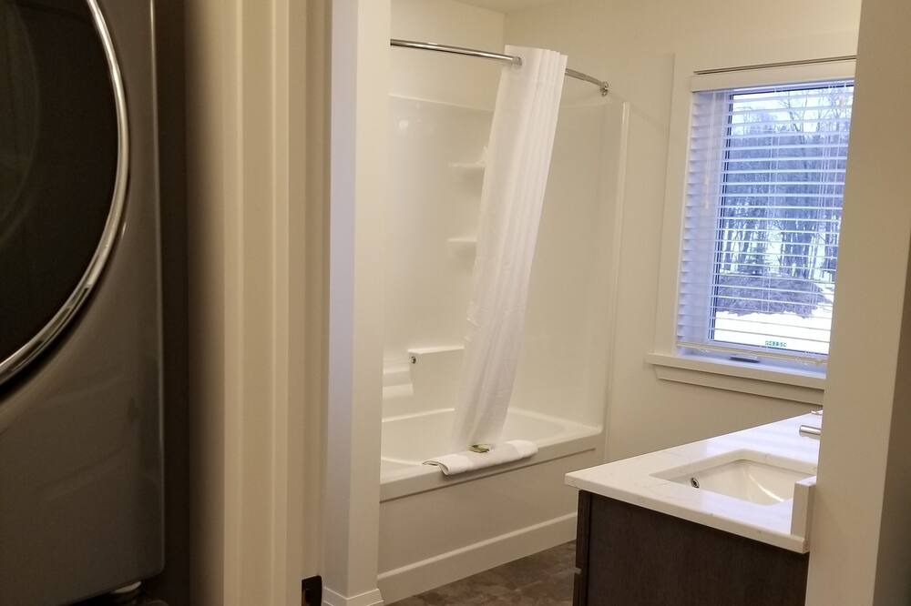 Photo of Bathroom in Muskoka Lakes