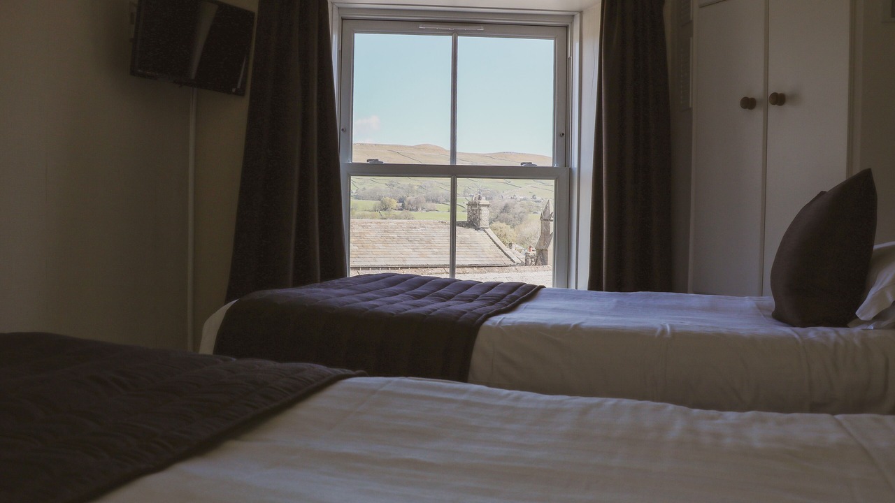 Photo of Others in Gayle