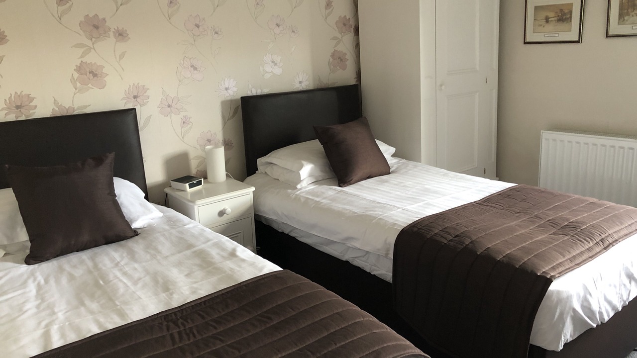 Photo of Others in Gayle