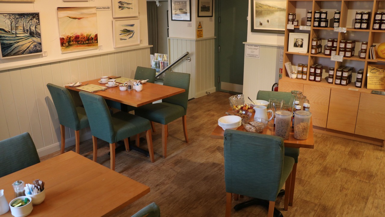 Photo of Others in Gayle