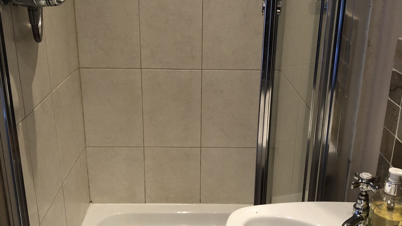 Photo of Others in Gayle