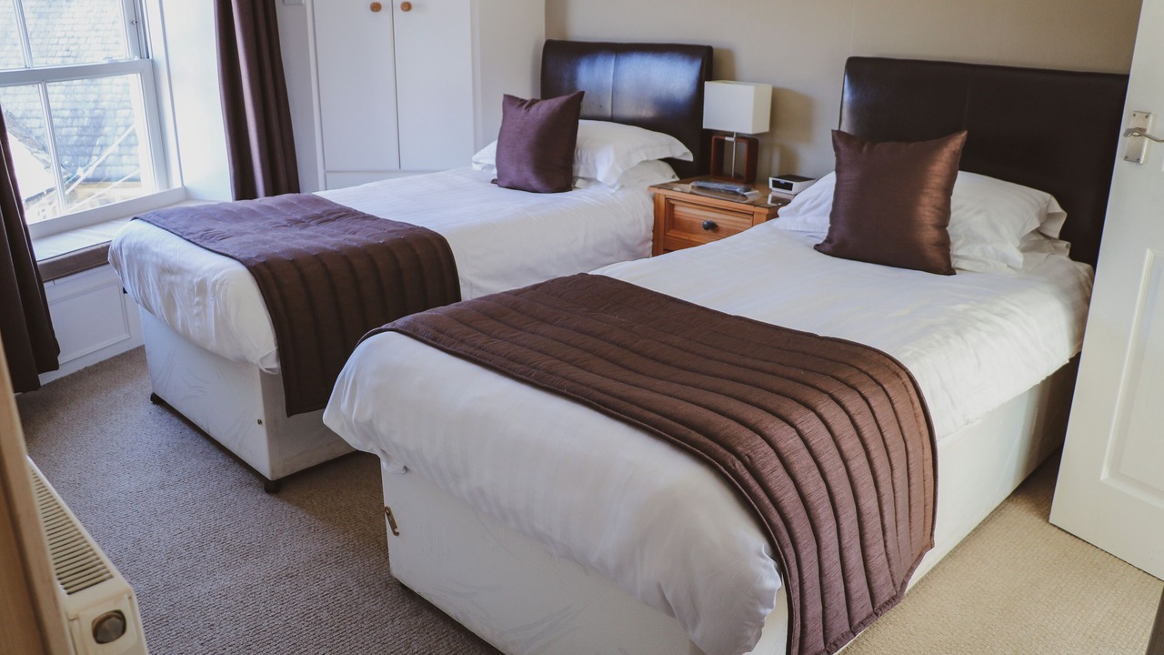 Photo of Others in Gayle