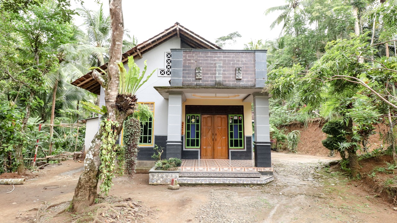 Photo of Buildings in Kokap