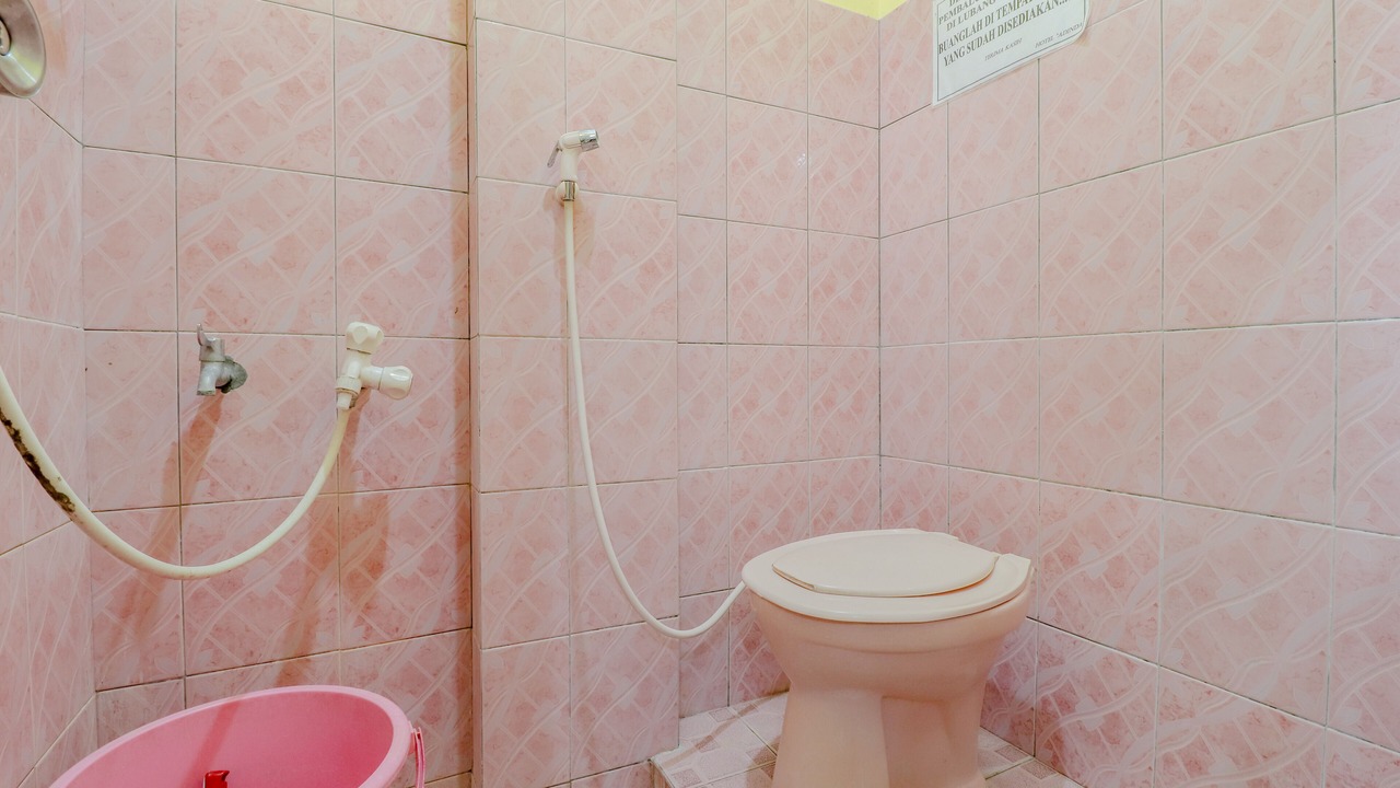 Photo of Bathroom in Kretek