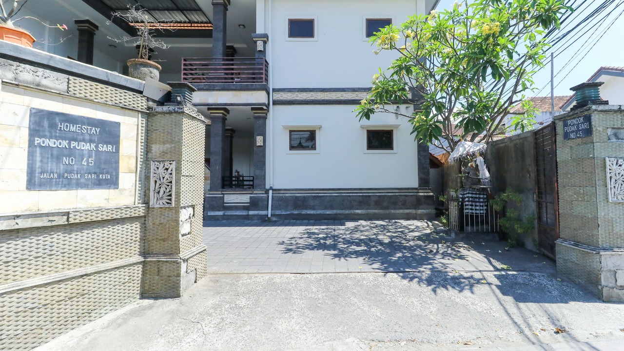 Photo of Outdoor in Kartika Plaza