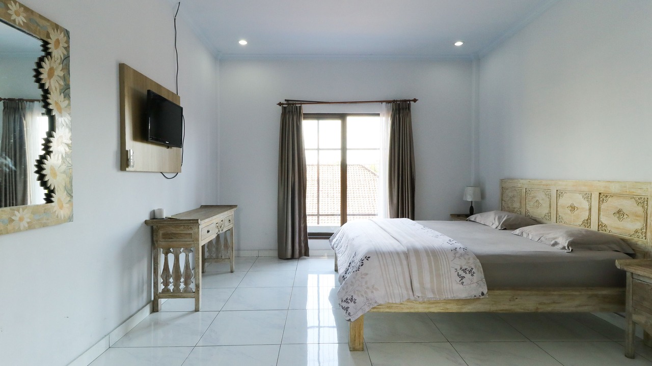 Photo of Bedroom in Kartika Plaza