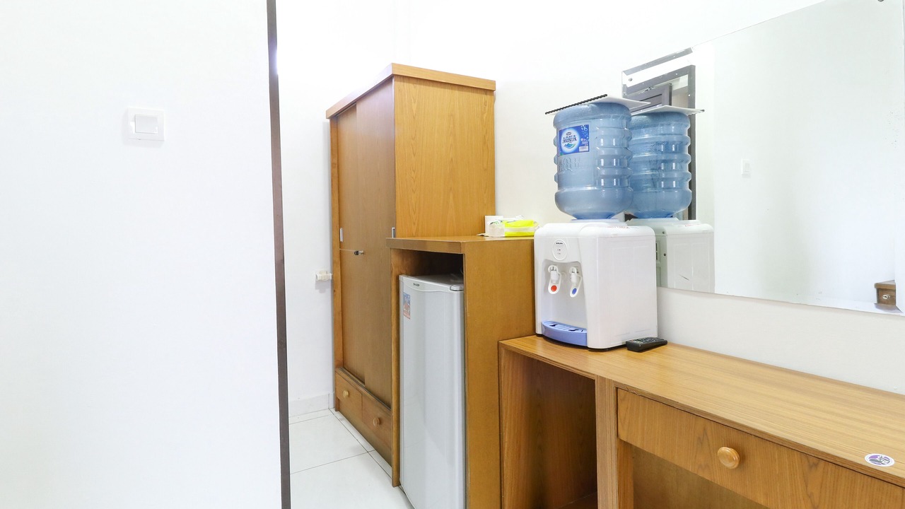 Photo of Bedroom in Kartika Plaza