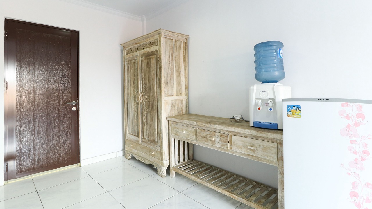 Photo of Bedroom in Kartika Plaza