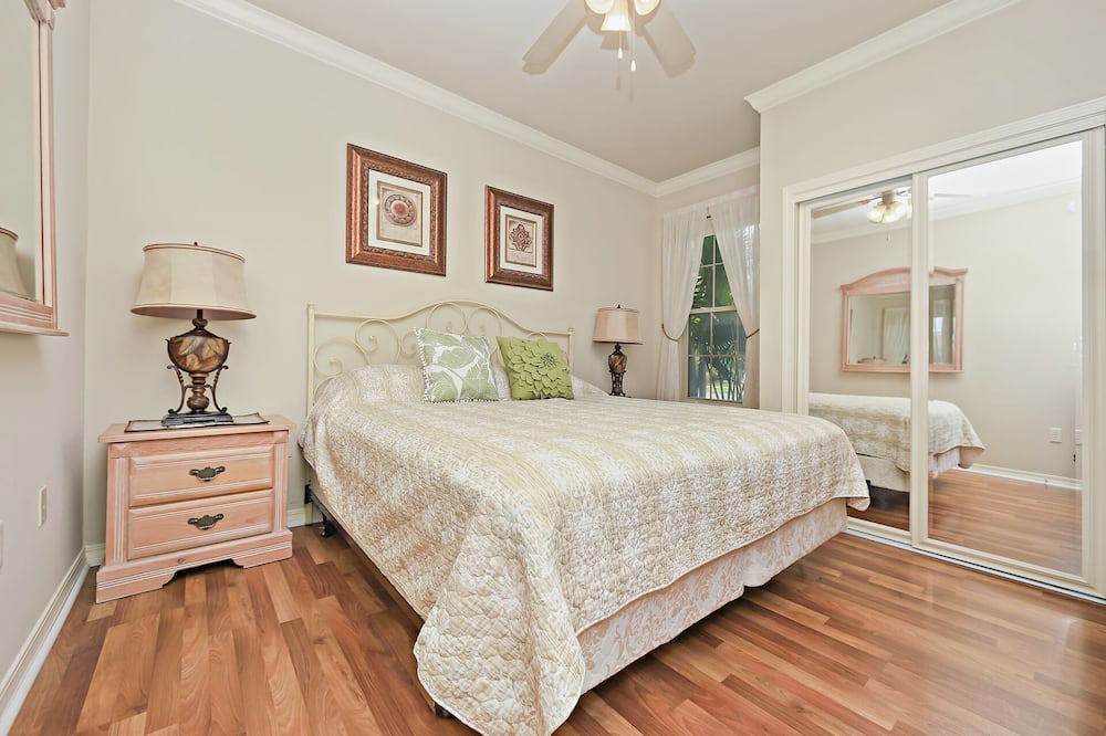 Photo of Others in Avalon Beach Estates