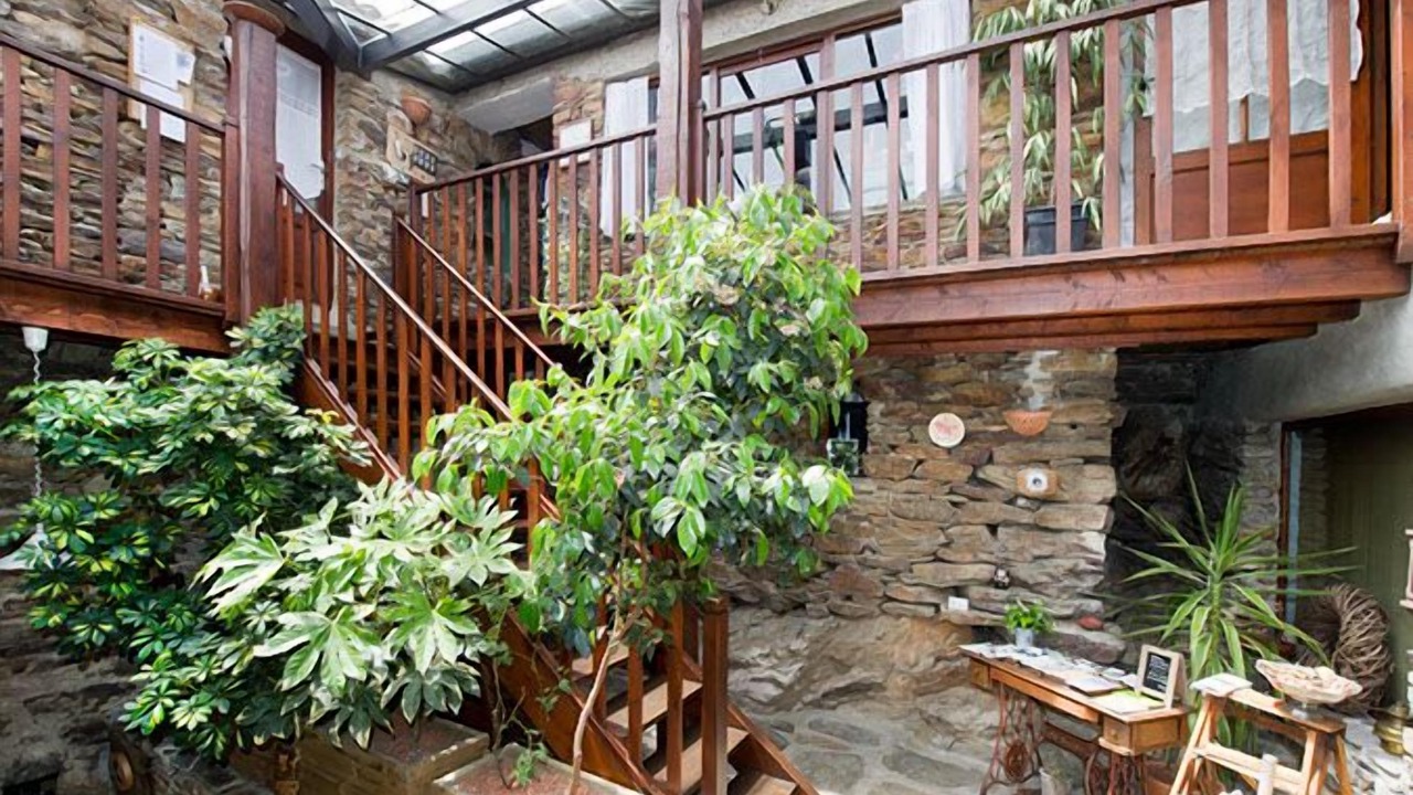 Photo of Patio Balcony in Vialas