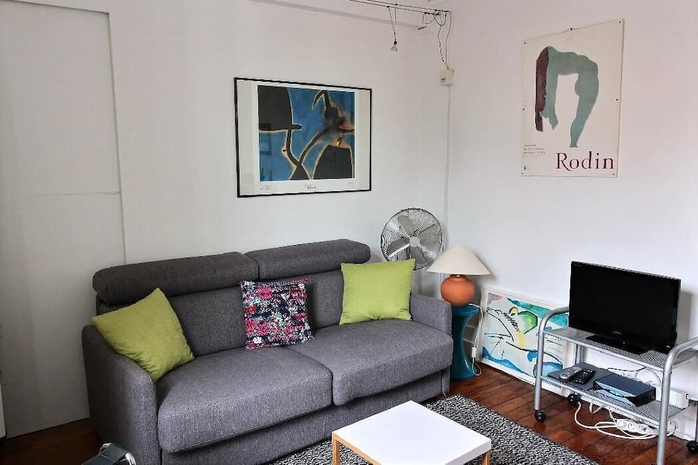 Photo of Livingroom in Quartier de l'Ecole-Militaire