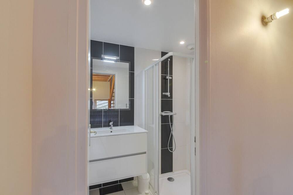 Photo of Bathroom in Sulniac