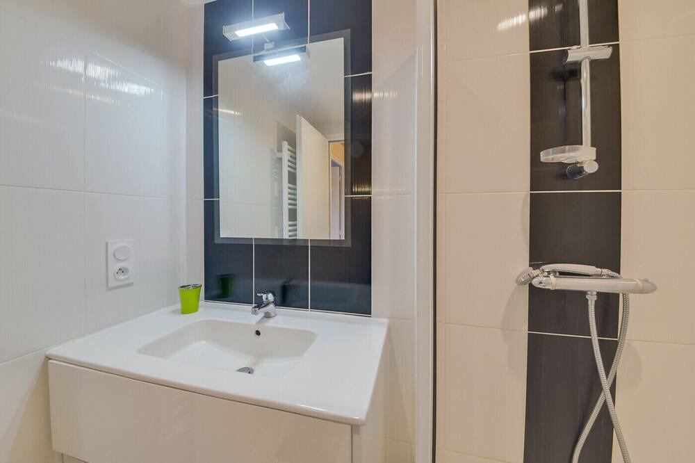 Photo of Bathroom in Sulniac