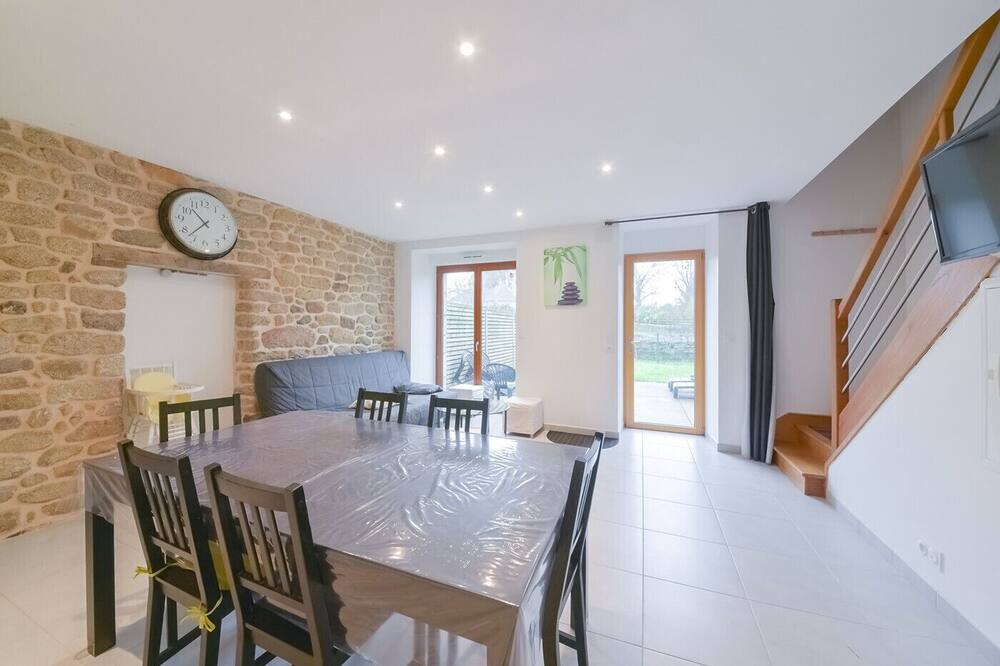 Photo of Livingroom in Sulniac