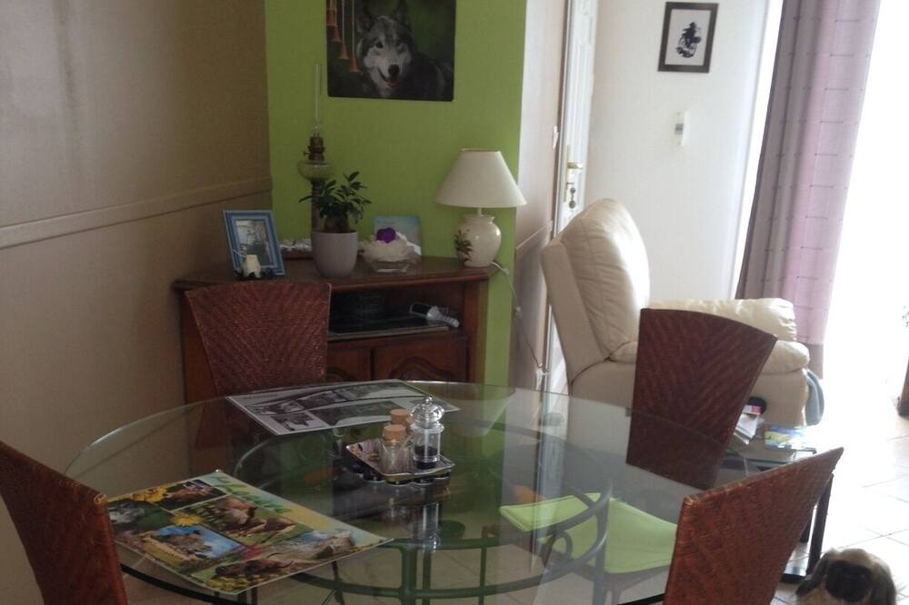 Photo of Kitchen in Boisset-et-Gaujac