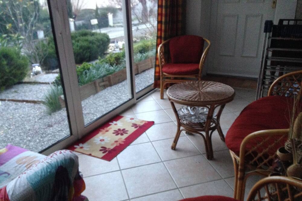 Photo of Livingroom in Boisset-et-Gaujac