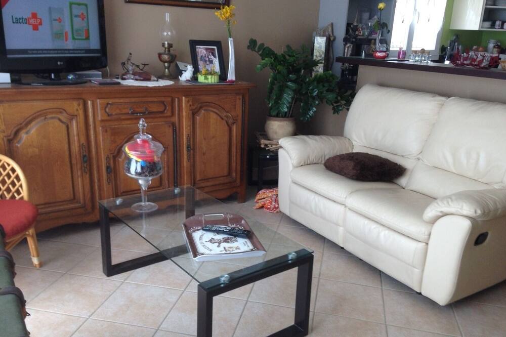 Photo of Livingroom in Boisset-et-Gaujac