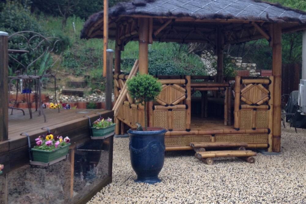 Photo of Outdoor in Boisset-et-Gaujac