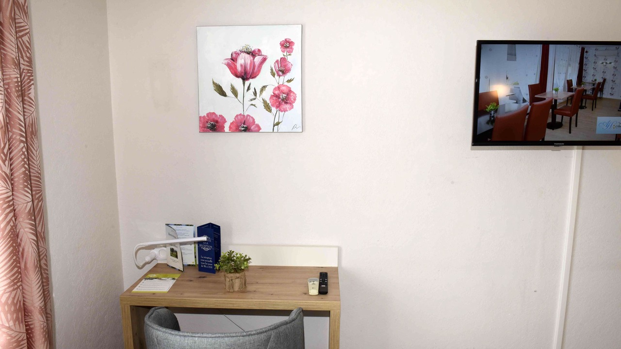 Photo of Bedroom in Balaruc-les-Bains