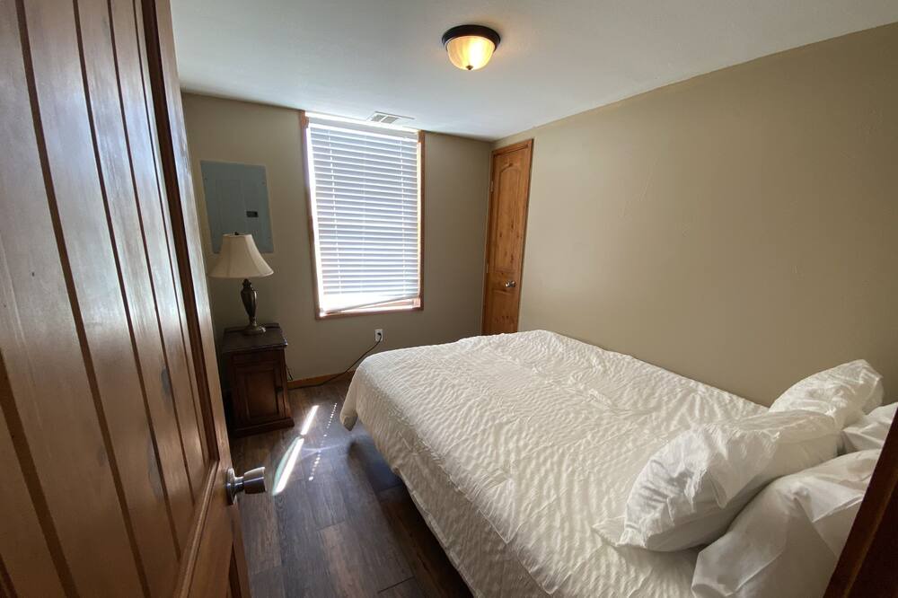 Photo of Bedroom in Cleveland